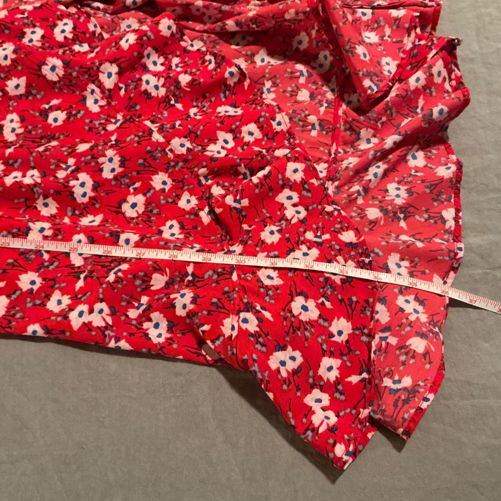 Veto Moda Molly 3/4 sleeve wrap dress in red with floral pattern - Picture 11 of 11